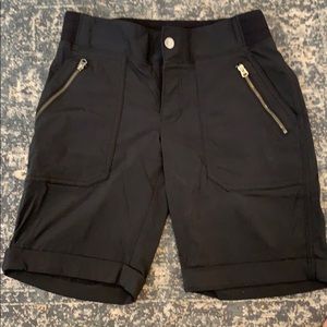 Athleta Trekkie short